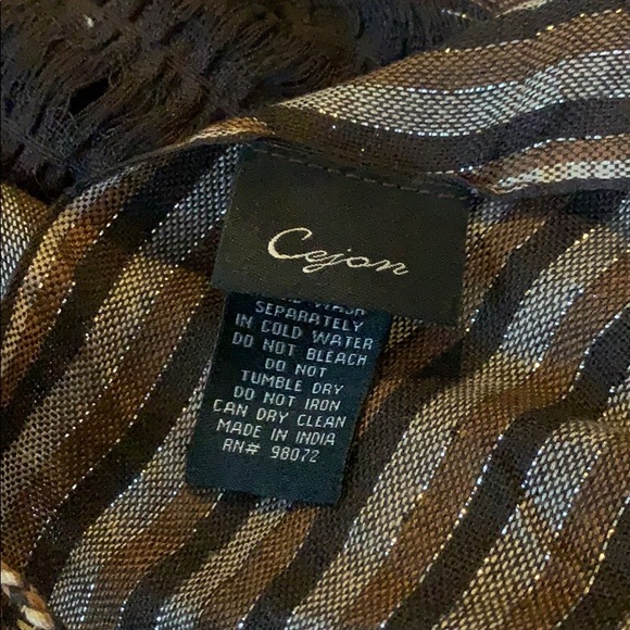 Cejon Chocolate Ruffle Scarf - Picture 6 of 8